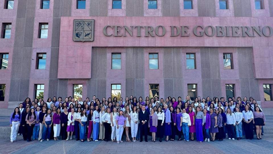 En la Oficialía Mayor nos enorgullece contar con la fuerza y capacidad de 308 mujeres